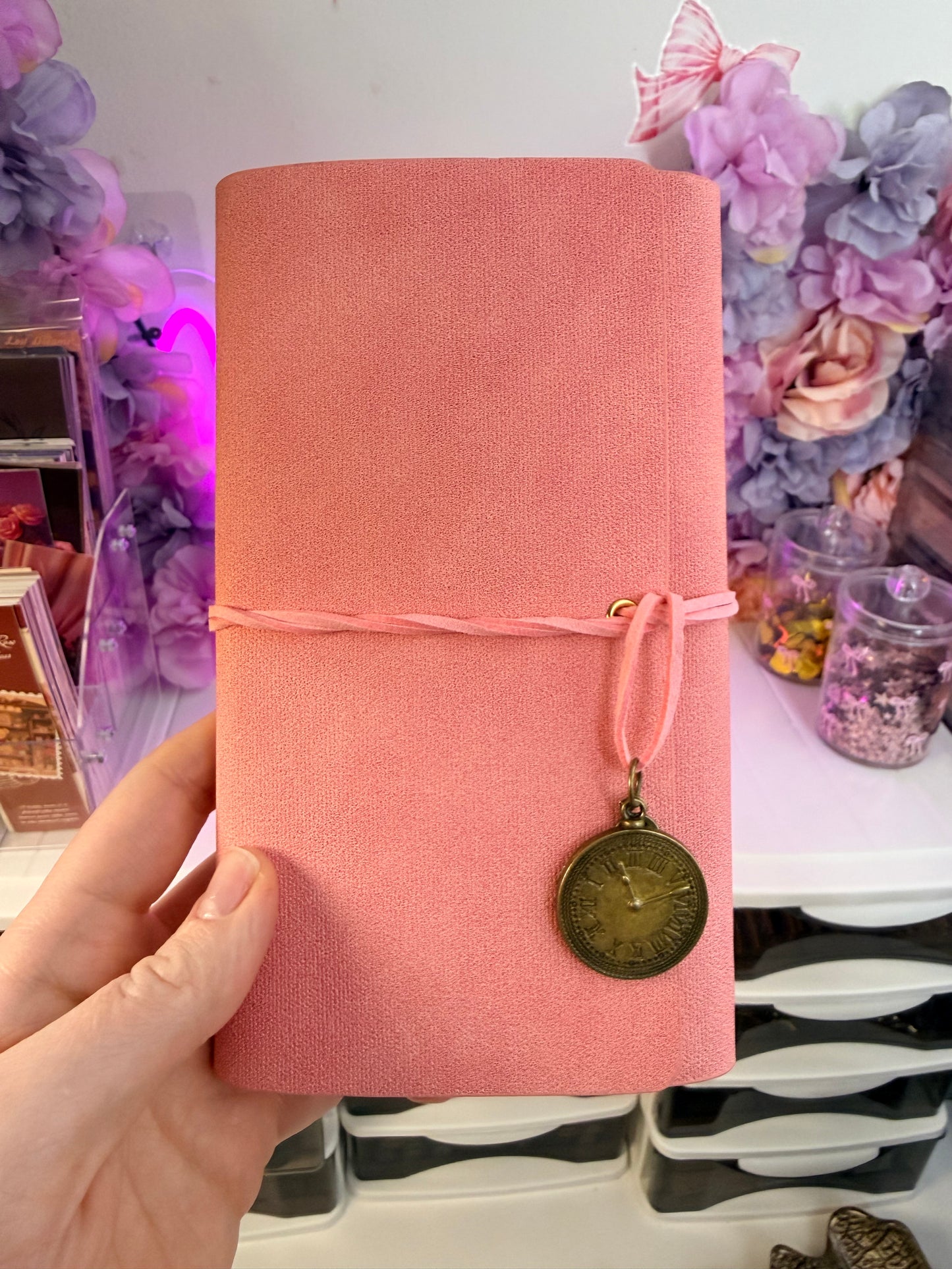 Mystery Box(Notebook+14balls+3 gifts)